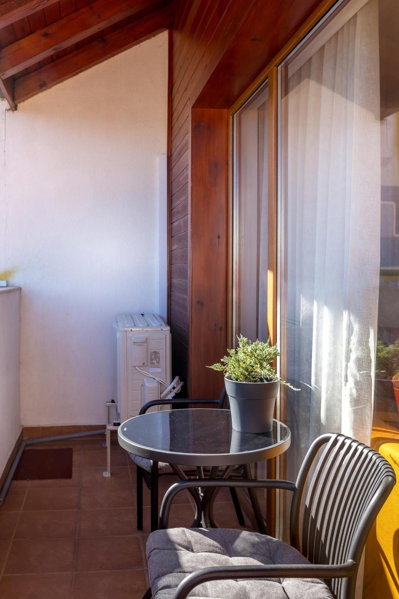 One Bedroom Apartment Pirin Lodge Банско Экстерьер фото