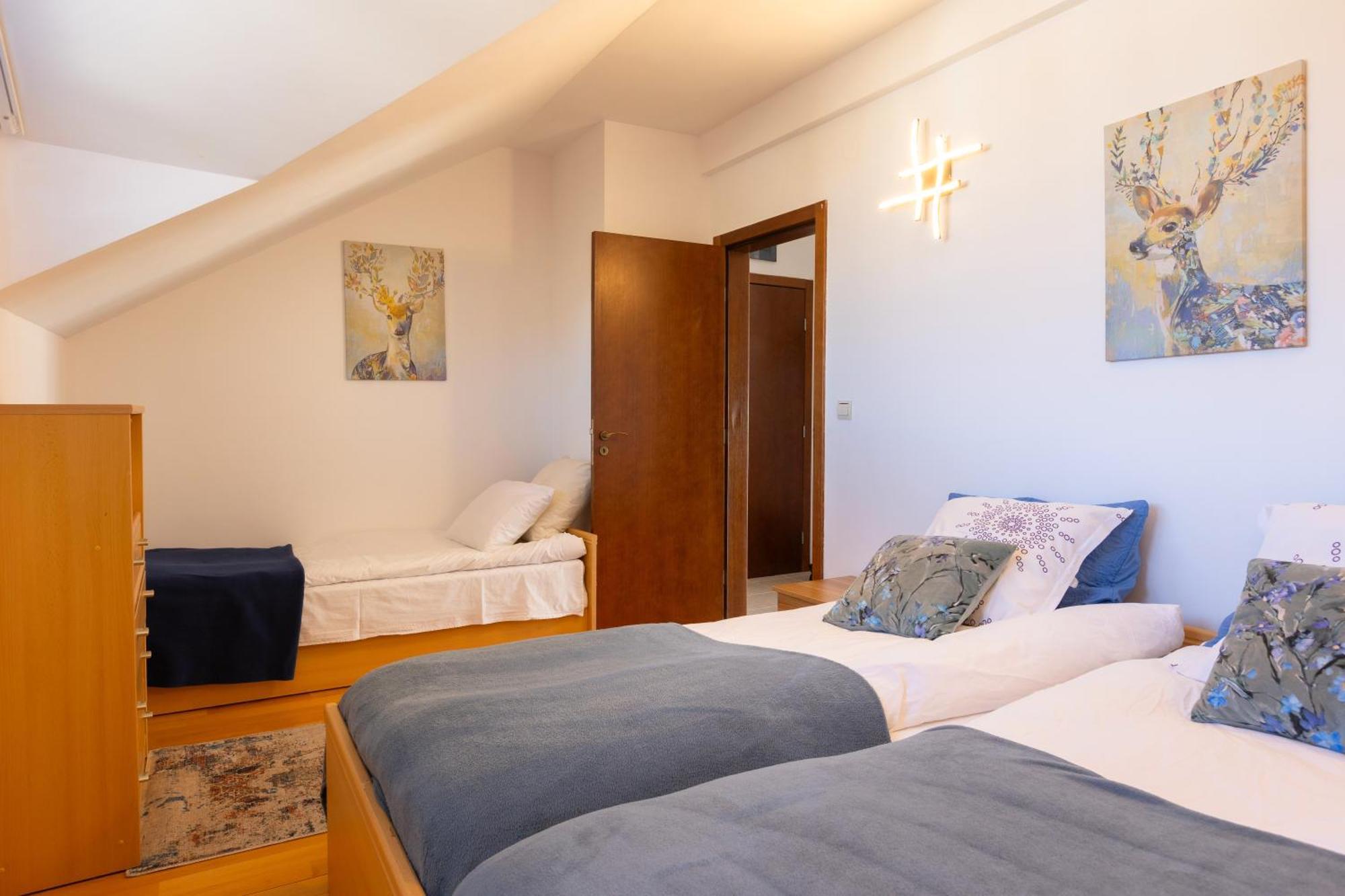 One Bedroom Apartment Pirin Lodge Банско Экстерьер фото